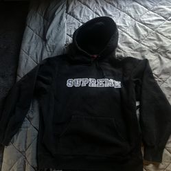 Supreme Hoodie