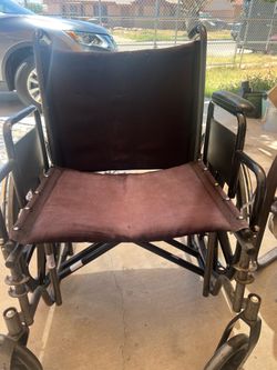 EXTRA LARGE WHEELCHAIR