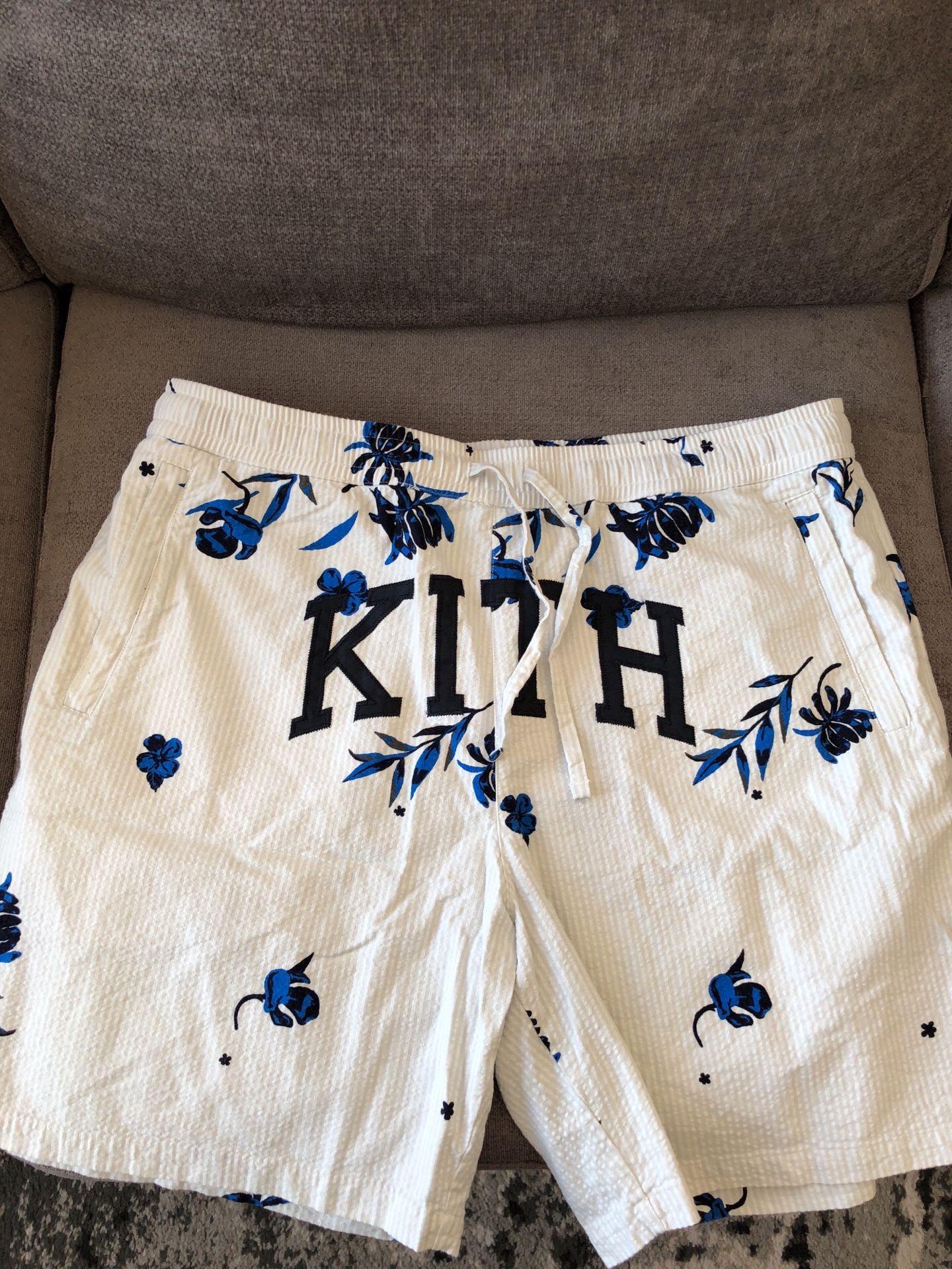 Kith Floral Seersucker Hardaway Short SS18 - Size XXL