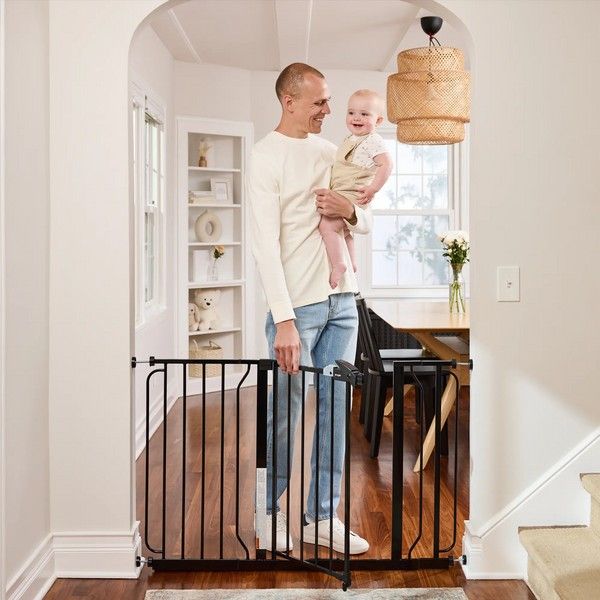 Regalo Extra Wide Baby Gate