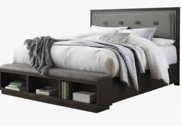 Queen Bed With Storage