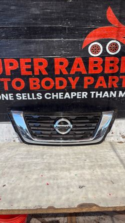 2017 Pathfinder Grille OEM 2021