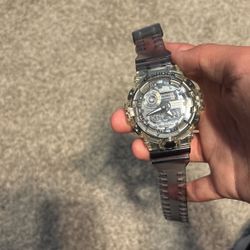 Selling G-SHOCK watch Casio Illuminator Model WR20BAR