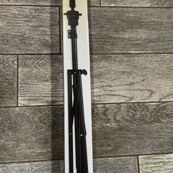 Tripod Wig Mannequin Stand