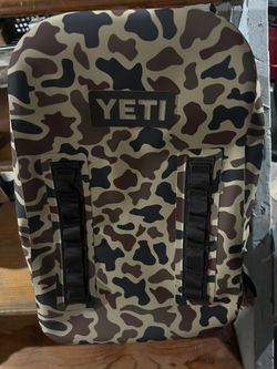 Yeti Panga 28L Camo Sold Out
