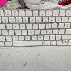 Apple Keyboard Mini