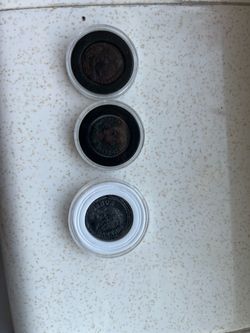 Collectible Roman style coin set