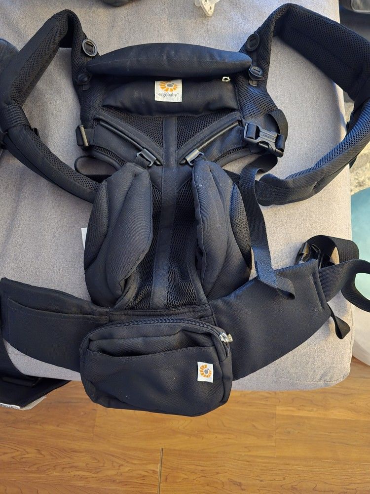 Ergo Baby Carrier