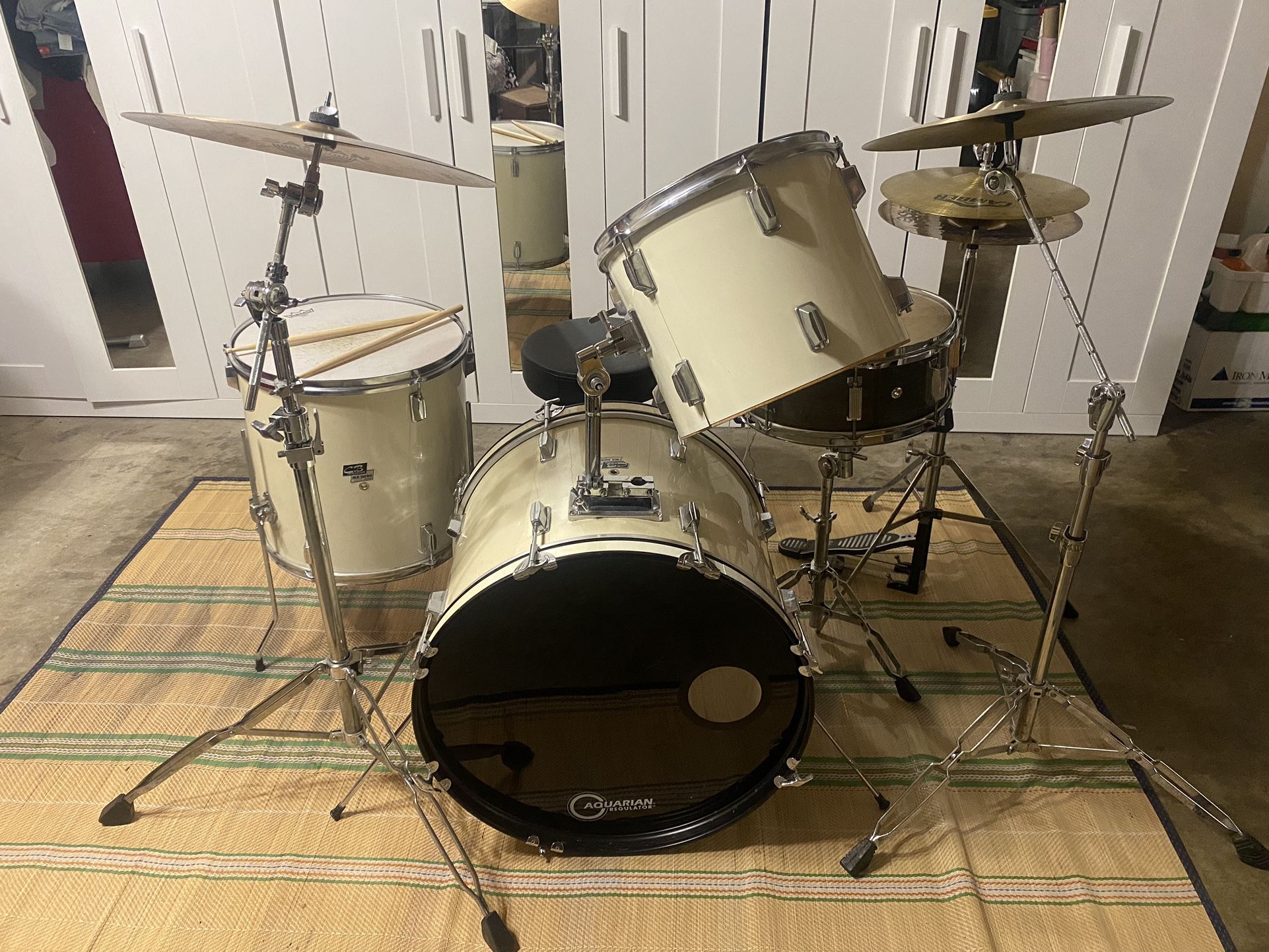 Drum Set CB Percussion Max Series
