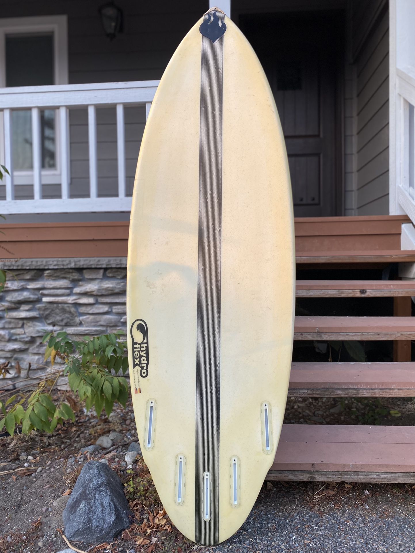 5’8” Epoxy Surfboard 5 Fin (Thruster or Quad Set Up)