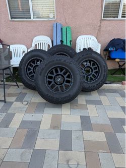 Method Wheels and Tire