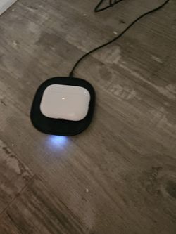 Apple AirPods Pro 2nd Generation – Clean & Fully Working