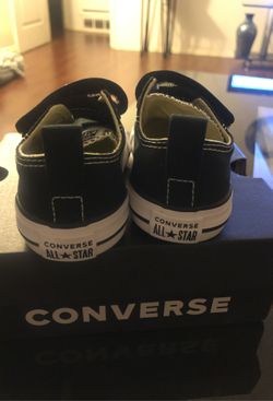 Infant size 4 converse brand new