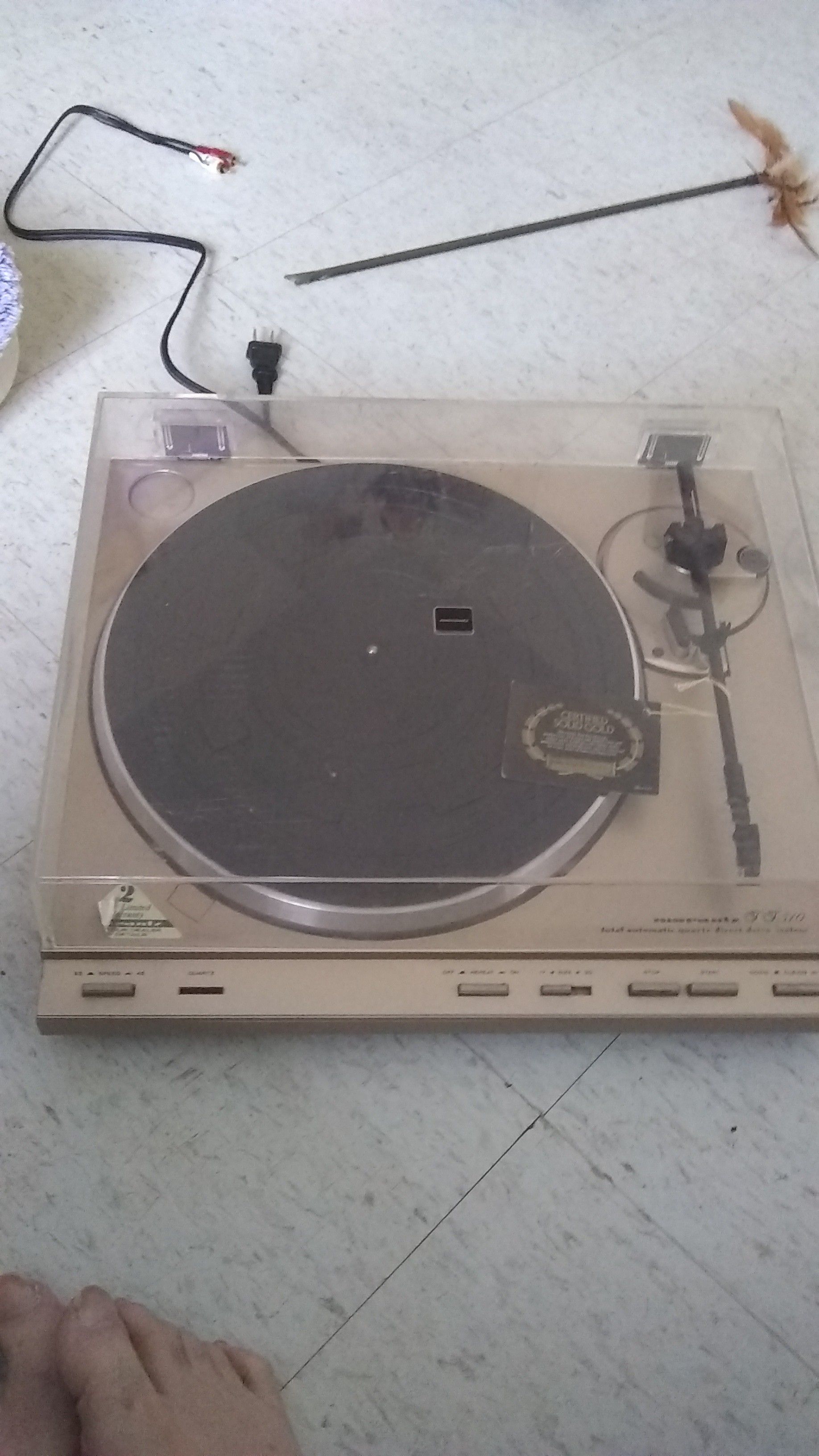 MARANTZ RECORD PLAYER