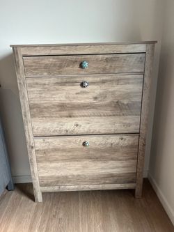 Shoe Storage Cabinet with Drawer