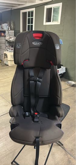 Graco Child Car Seat with 5-Point Harness(expires on 2031)