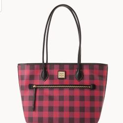 Dooney & Bourke 