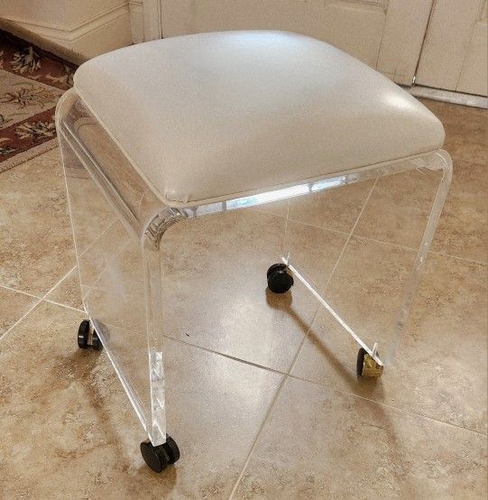 Vanity Stool w/wheels Thick LUCITE