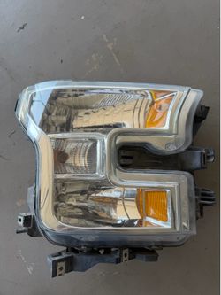 2015-2017 Ford f150 Right Passenger side Headlight