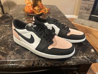 DS Jordan Retro 1 Low Bleached Coral Sz 10 No Box