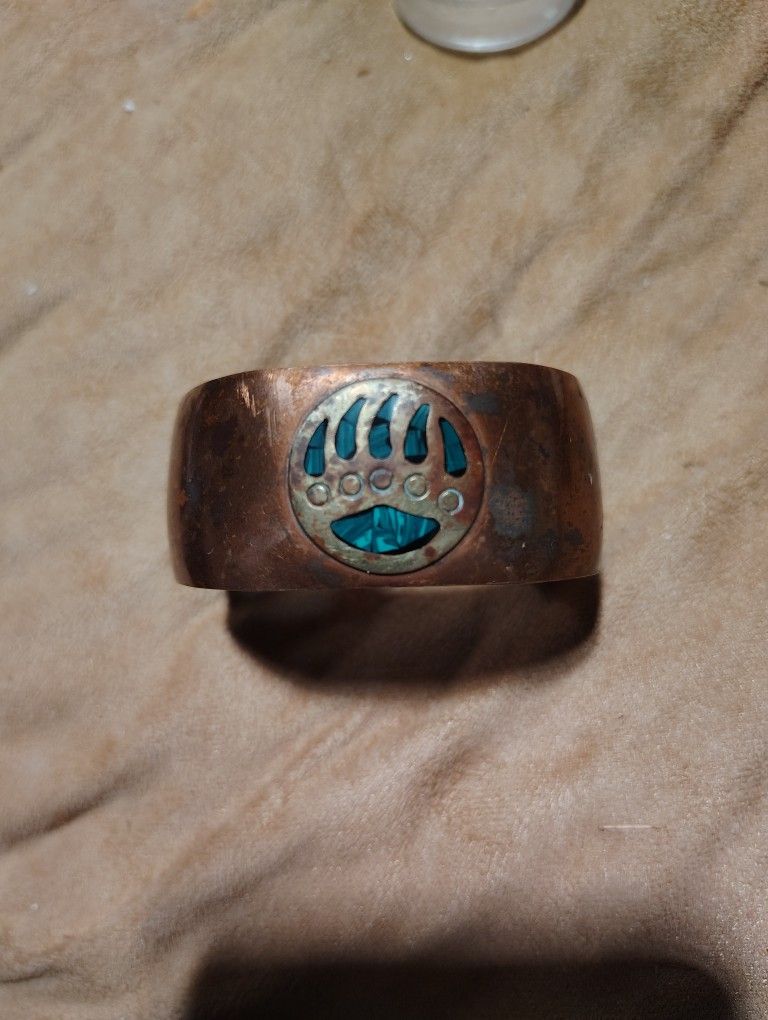COBRE Mexico, Bear Paw Cuff Bracelet, Bear Claw, Blue Chip Inlay, Copper and Brass, Signed