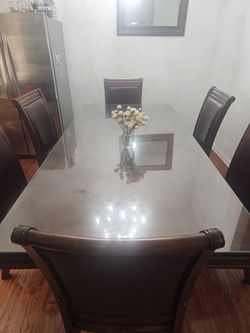 Luxury Solid Wood Dinning Table Set