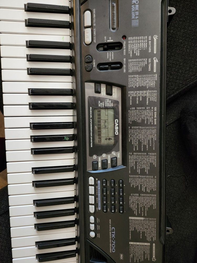 Casio Piano Keyboard