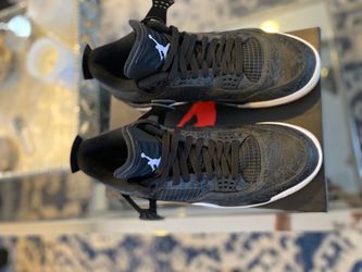 Air Jordan 4 Retro SE