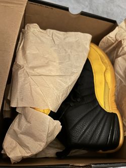 Jordan 12 Gold University 