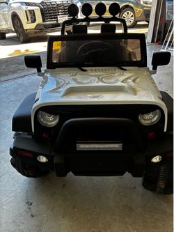 Kids Ride on Truck Car Jeep edition 12V