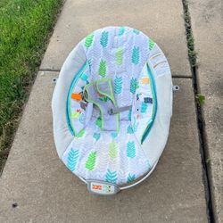 Baby bouncer Vibrating and Music Free