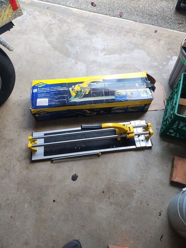 QEP Professional Tile Cutter