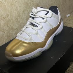 Jordan 11’s Low Top 