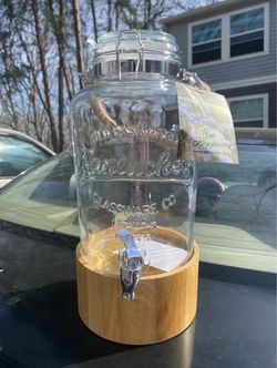 1.5 Gallon Glass Beverage Dispenser with Spigot & Wooden Stand – Vintage Style