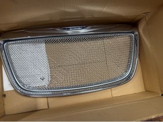 Chrysler 300 grill Mopar