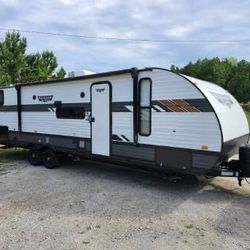 2023 Forest River Wildwood X-Lite 273 QBXL