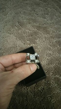 Brand new men ring