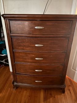 Tall boy dresser solid wood 6 drawer