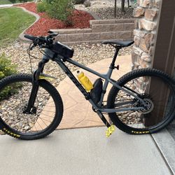 Trex Mountain Bike In Excellent Condition