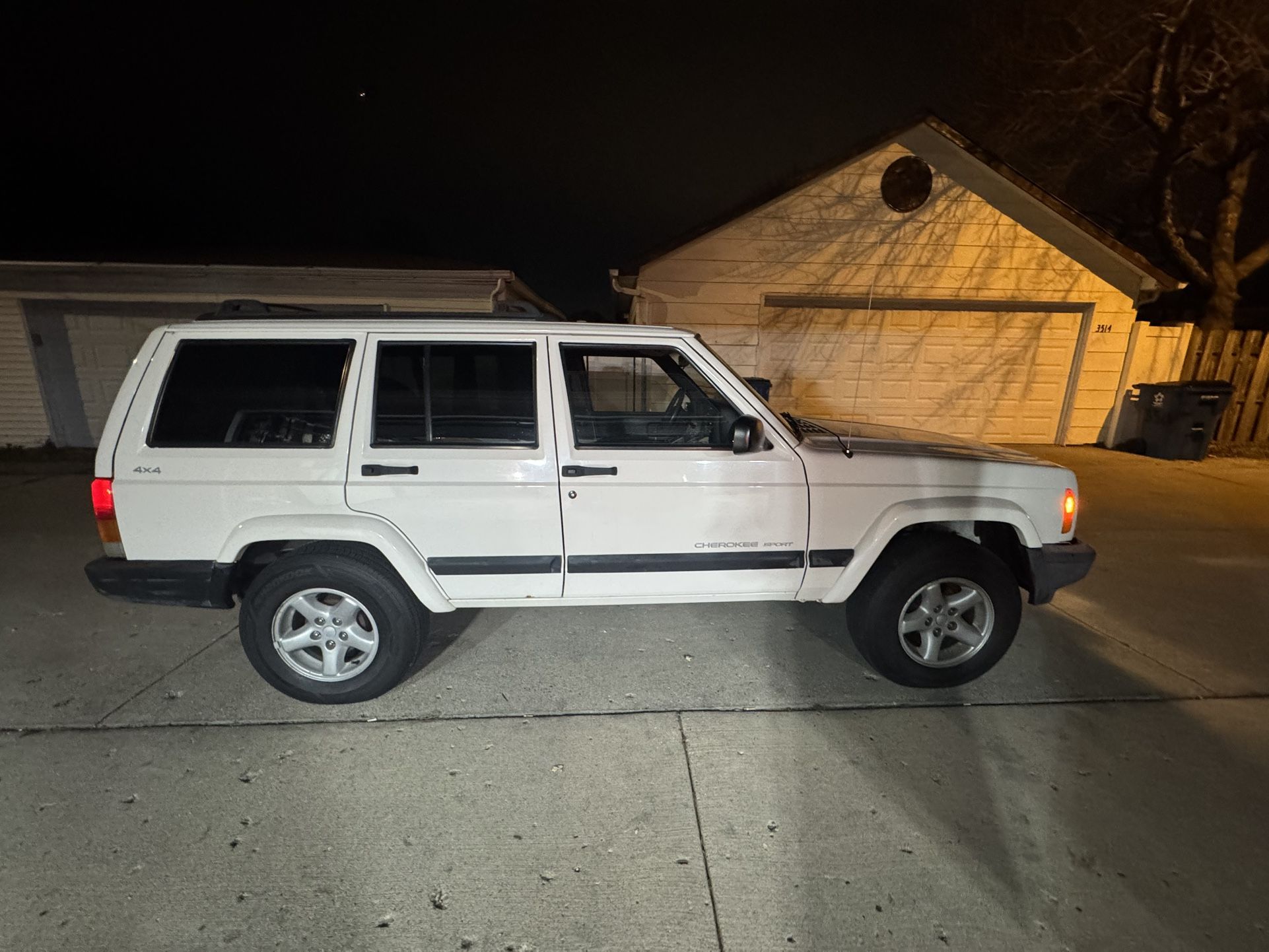 1999 Jeep Cherokee