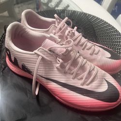Nike Mercurial Indoor Soccer Shoes Size 9.5