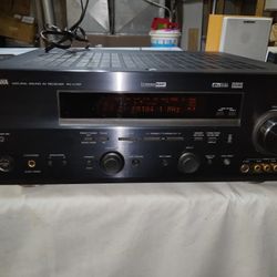 YAMAHA RX-V757 700 TOTAL WATTS 7.1 STEREO SURROUND SYSTEM