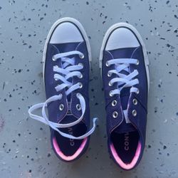 Purple Converse Size 8 