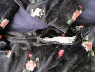 Girls fleece jacket size 11/12