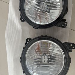 Jeep Wrangler JL Headlight
