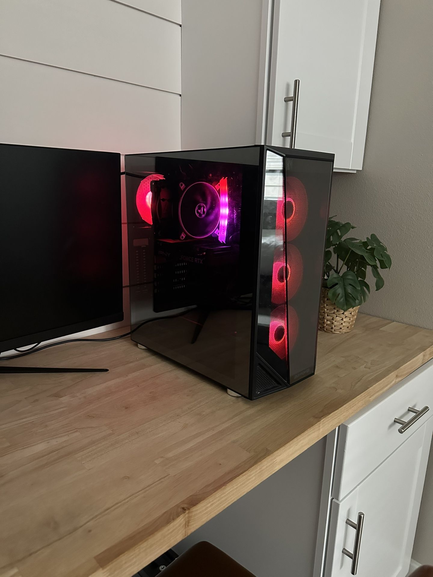 iBUYPOWER Trace MR4 Gaming PC