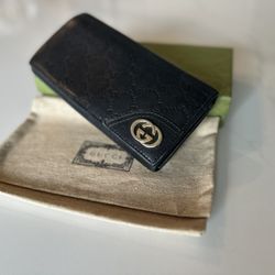 Authentic Black Leather Gucci Wallet 