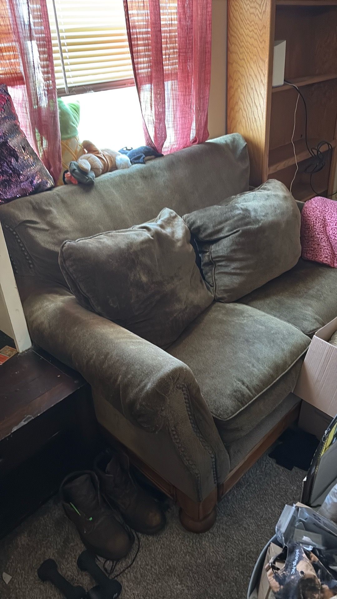 Free couch and lovseat