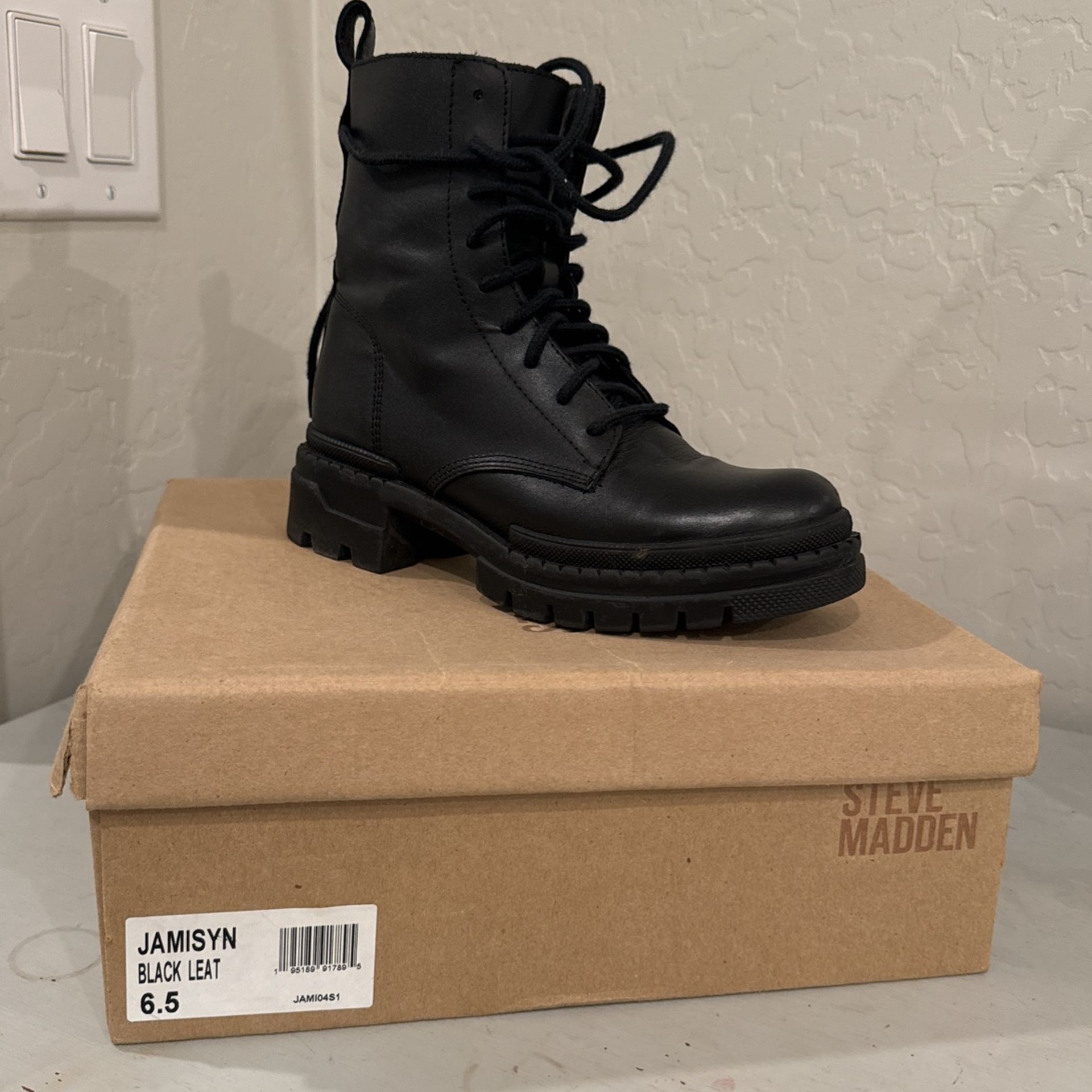 Steve Madden Jamisyn Combat Boots