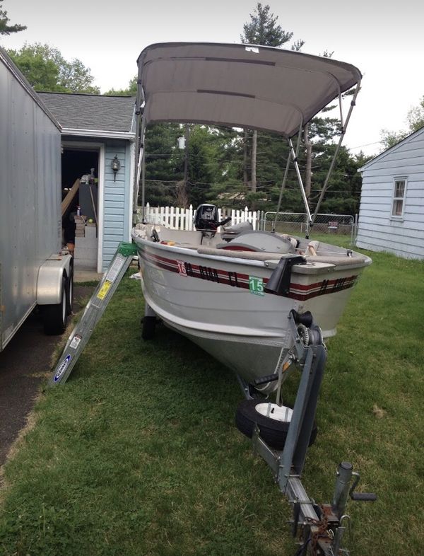2014 smoker craft 14’ boat